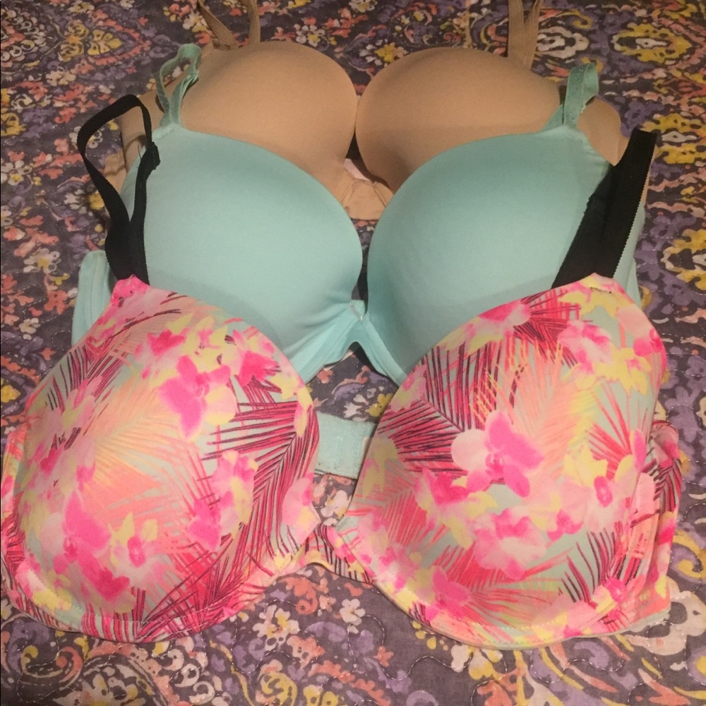Victoria Secret Pink T shirt bras 3 total